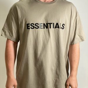Fear of God Essentials Cotton T-shirt.Its authentic which is bought from Pacsun